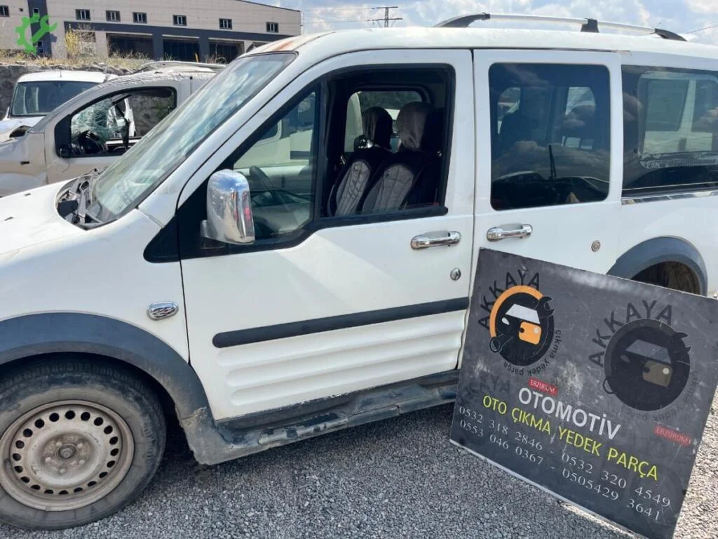 Ford Transit Connect Kapı (Ön Sol) çıkma parça