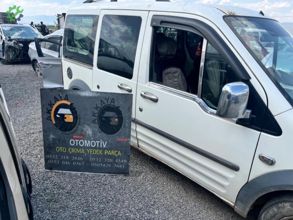 Ford Transit Connect Sağ Ön Kapı çıkma parça
