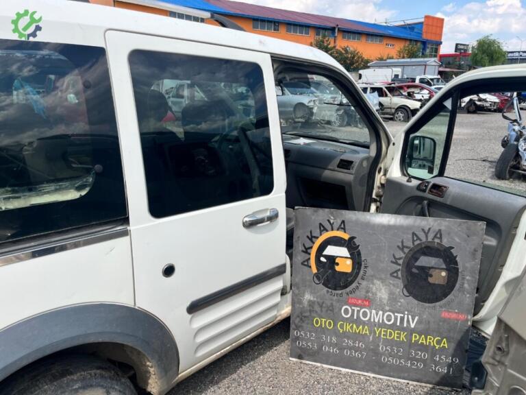 Ford Transit Connect Sağ Sürgülü Kapı çıkma parça