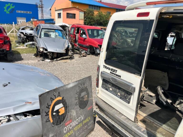 Ford Transit Connect Bagaj Kapağı çıkma parça