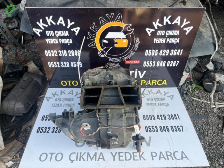 Peugeot 206 Kalorifer Kutusu çıkma parça