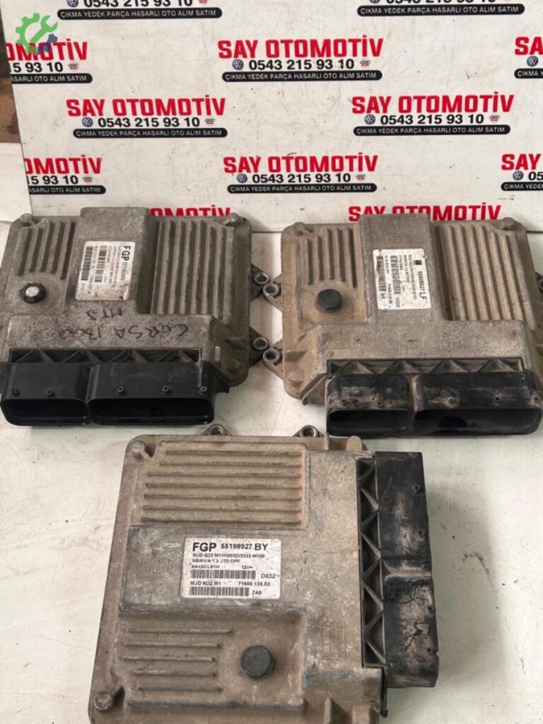 Opel Meriva Motor Beyni 55568627LF çıkma parça