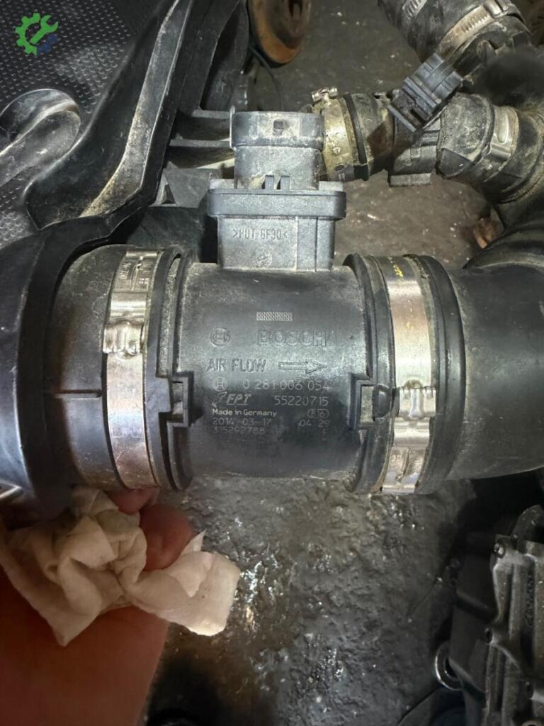 Fiat Fiorino Akışmetre çıkma parça