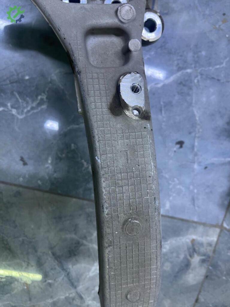 BYD Seal Sol Ön Taşıyıcı EKEA3103100 çıkma parça
