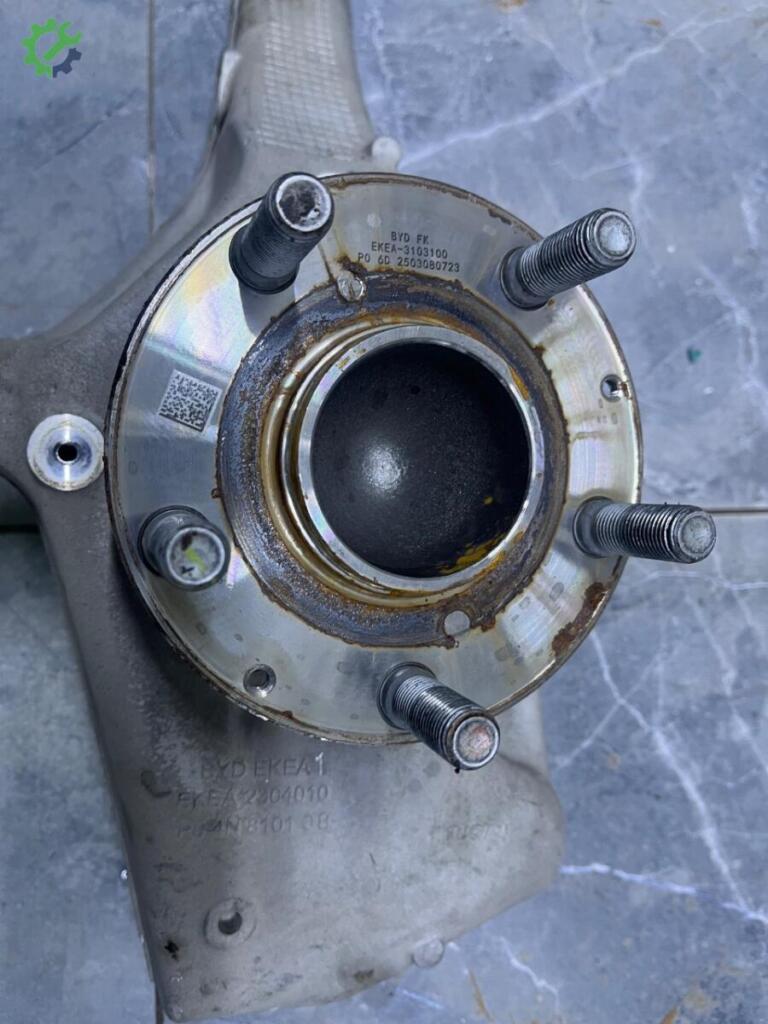 BYD Seal Sol Ön Taşıyıcı EKEA3103100 çıkma parça