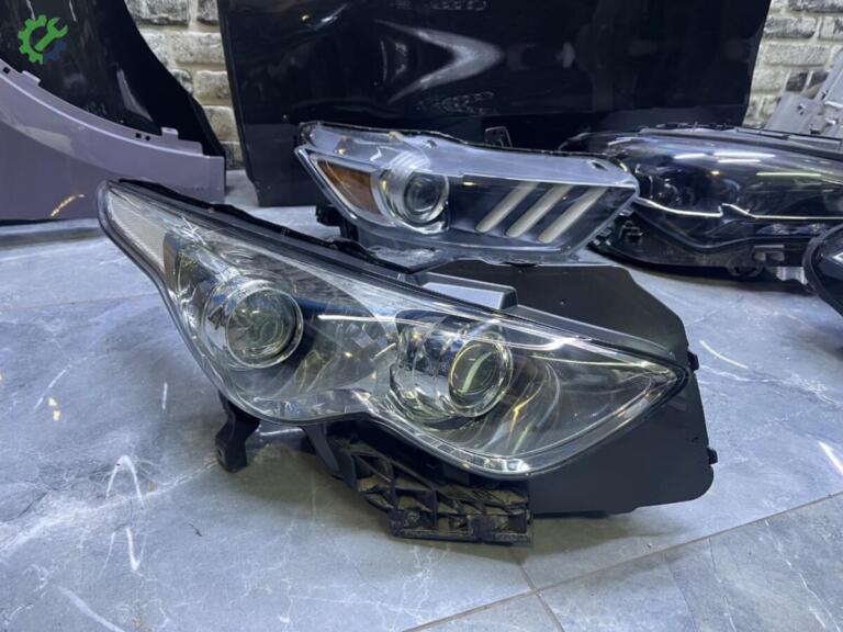 Infiniti FX Far çıkma parça