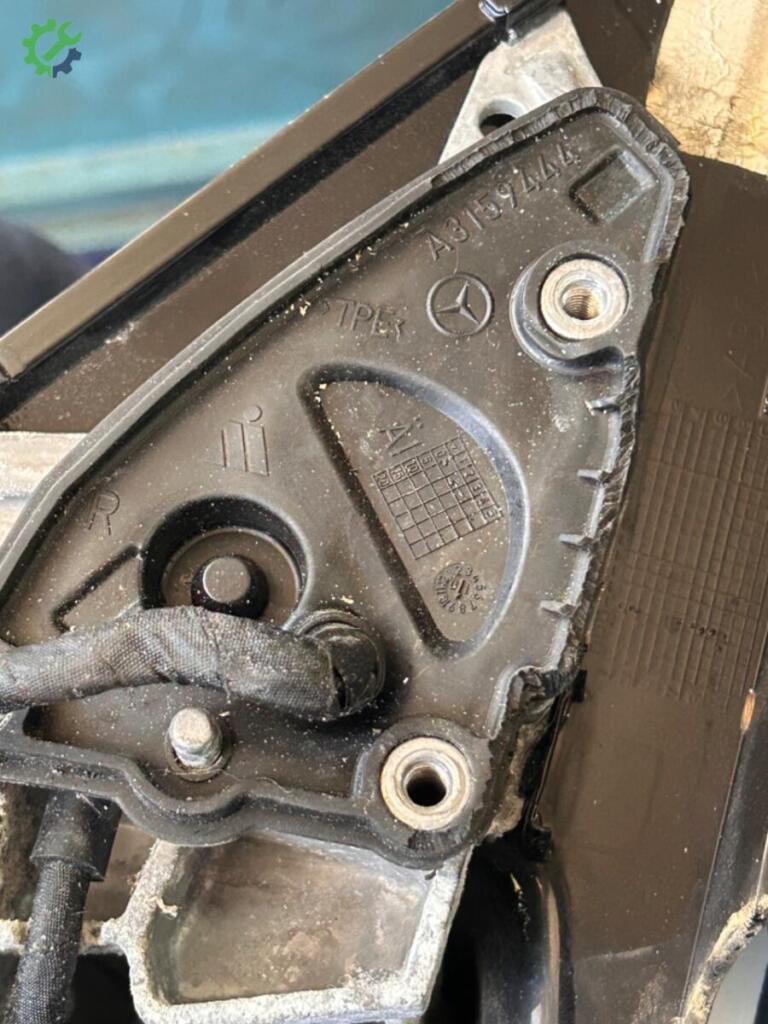 Mercedes-Benz E Serisi Dikiz Aynası A2128107519 çıkma parça
