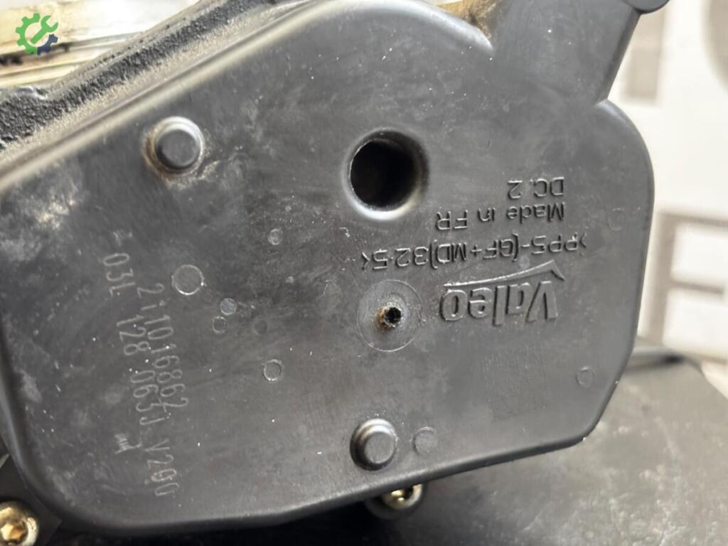 Skoda Octavia Gaz Kelebeği 03L128063J çıkma parça