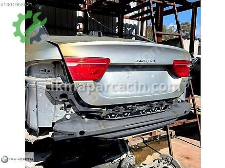 Jaguar XE Arka Tampon Demiri çıkma parça