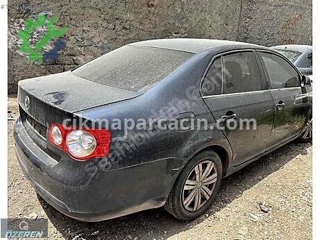 Volkswagen Jetta Kapı çıkma parça