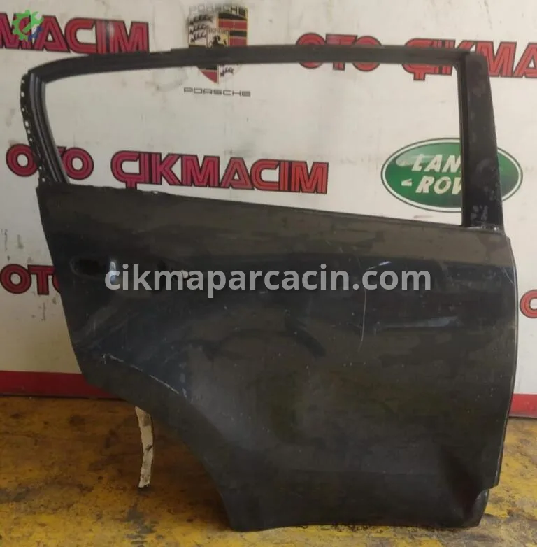 Kia Sportage Sağ Arka Kapı çıkma parça