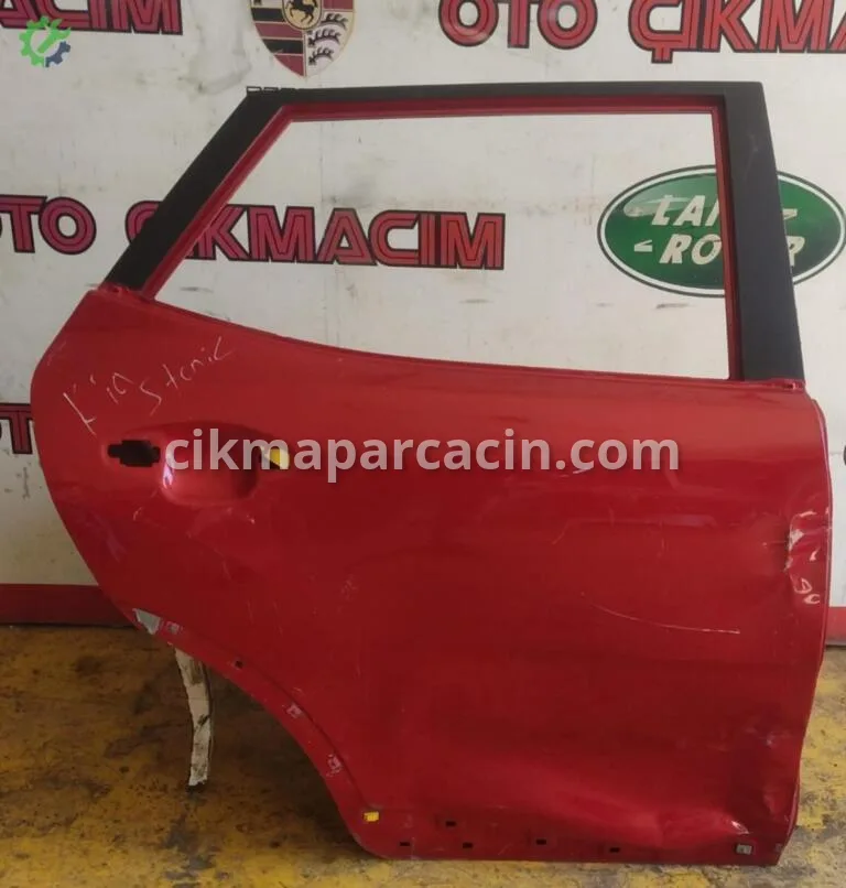 Kia Stonic Sağ Arka Kapı çıkma parça