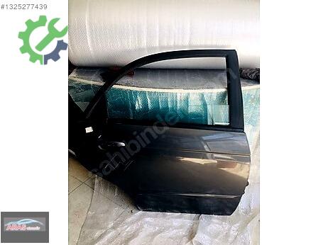 Kia Magentis Sağ Arka Kapı çıkma parça