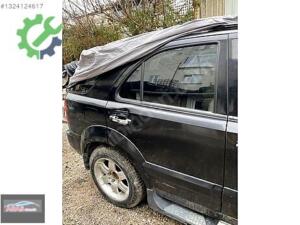 KİA SORENTO ( 2005 – 06 ) SAĞ ARKA KAPI ORJINAL ÇIKMA
