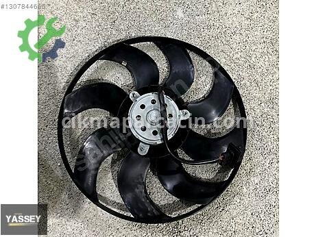 Volkswagen Golf Radyatör çıkma parça