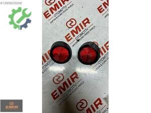 Sıfır Orijinal Tampon Reflektörü Mitsubishi L 200 MR109135