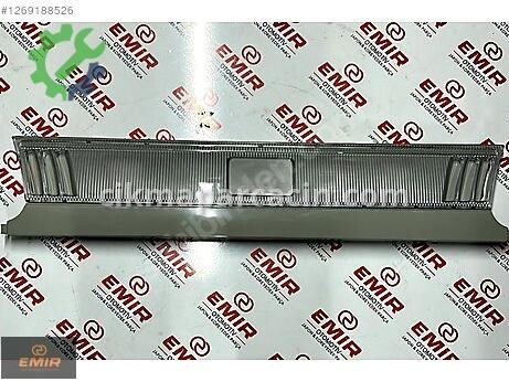 Mitsubishi L300 Ön Panjur çıkma parça