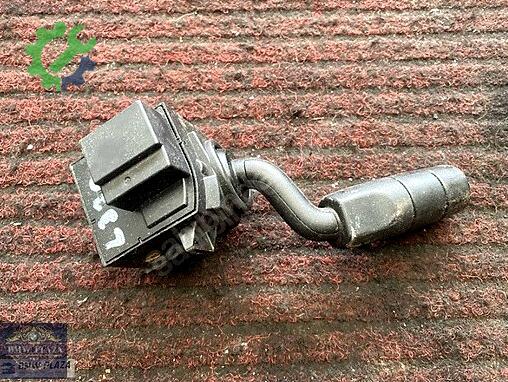 Land Rover Range Rover Silecek Kolu XPE500070PVJ çıkma parça
