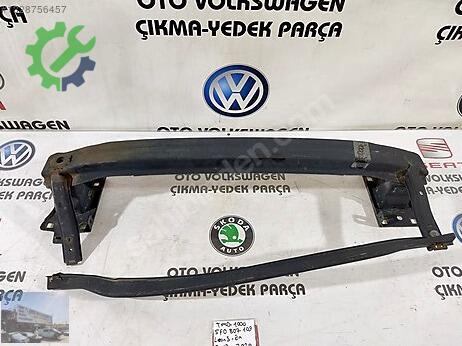Seat Leon Ön Tampon Demiri çıkma parça