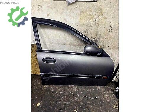 Renault Laguna Ön Kapı çıkma parça