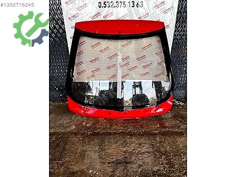 Mazda 323 Bagaj çıkma parça