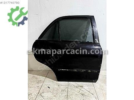 Mazda 323 Sağ Arka Kapı çıkma parça