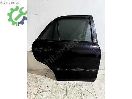 Mazda 323 Sağ Arka Kapı çıkma parça