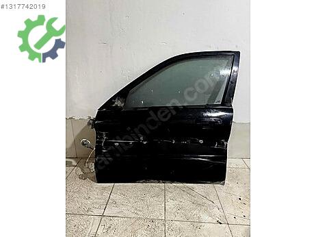 Mazda 323 Sol Ön Kapı çıkma parça