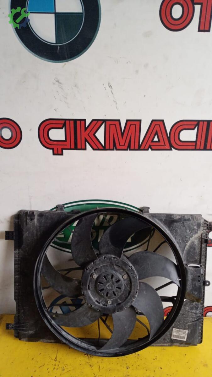 Mercedes-Benz C Serisi Fan çıkma parça