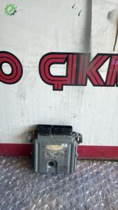 MERCEDES E SERİSİ 274 MOTOR BEYNİ A2749000700