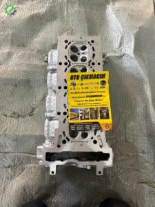 MERCEDES E SERİSİ 274 MOTOR SİLİNDİR KAPAĞI