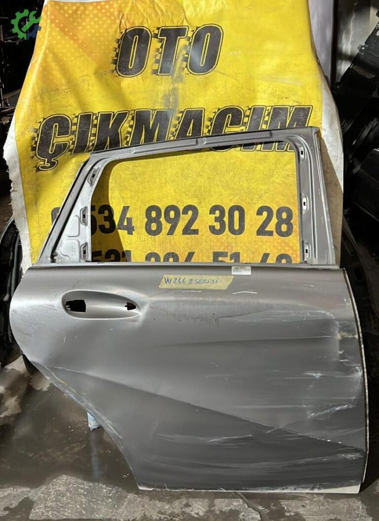 Mercedes-Benz B Serisi Sağ Arka Kapı çıkma parça