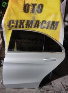 MERCEDES C SERİSİ W205 HATASIZ DOLU SOL ARKA KAPI
