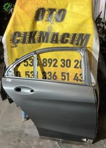 MERCEDES C SERİSİ W205 SAĞ ARKA KAPI (3. Adet)