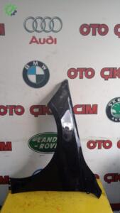 MERCEDES CLA SOL ÖN ÇAMURLUK (2. Adet)