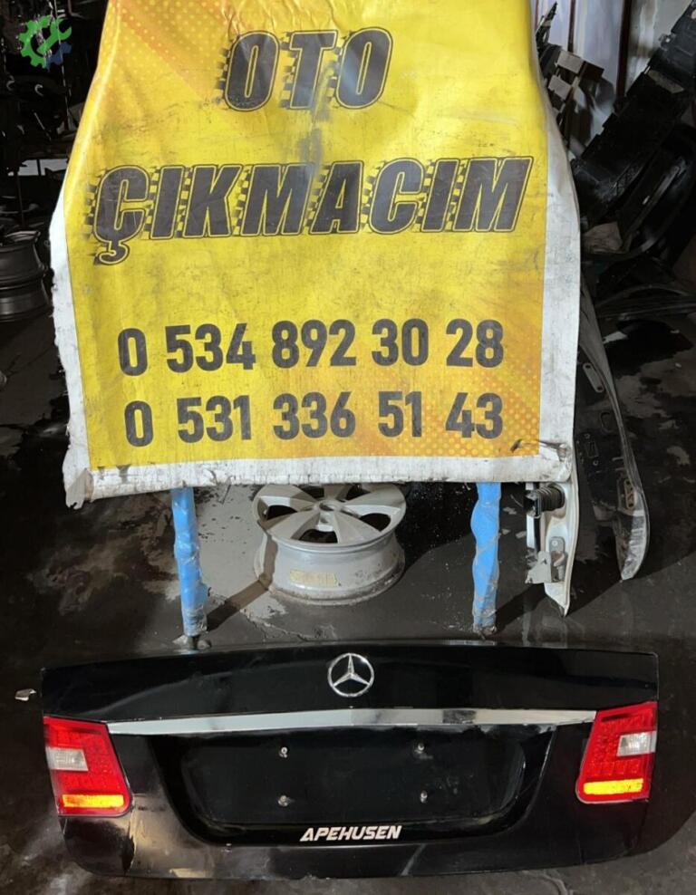 Mercedes-Benz E Serisi Bagaj Kapağı çıkma parça