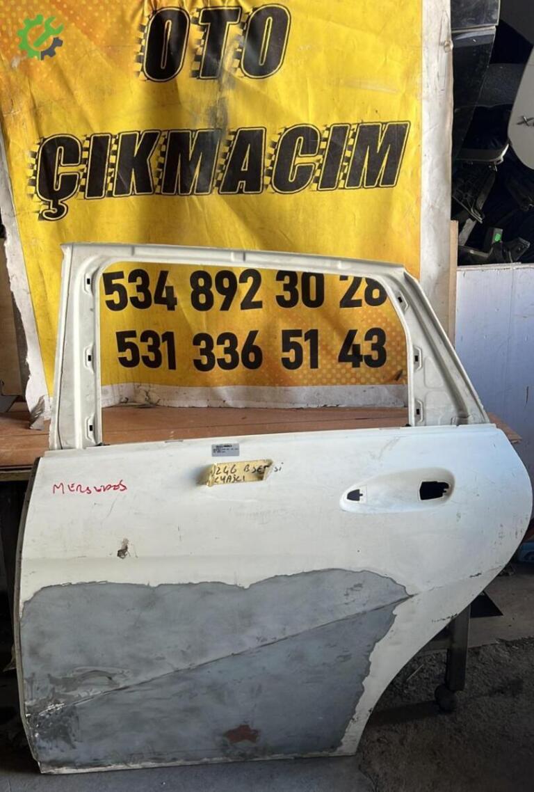 Mercedes-Benz B Serisi Sol Arka Kapı çıkma parça