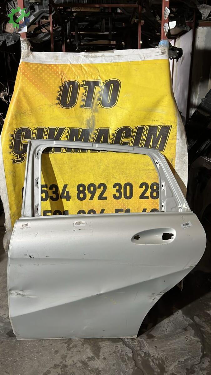 Mercedes-Benz B Serisi Sol Arka Kapı çıkma parça