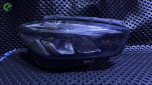 MERCEDES W247 B SERİSİ SAĞ FAR