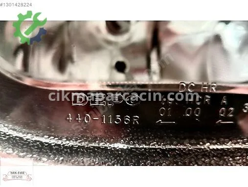 Mercedes-Benz Sağ Ön Far çıkma parça