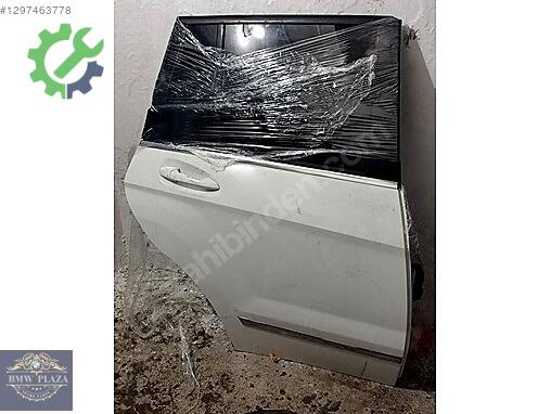Mercedes-Benz GLK Sağ Arka Kapı çıkma parça