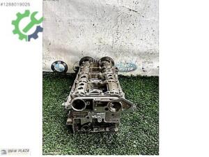 MERCEDES BENZ 271 016 1201 HATASIZ DOLU SİLİNDİR KAPAĞI