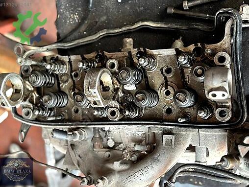 Mercedes-Benz 230 Silindir Kapak W115-W123 çıkma parça