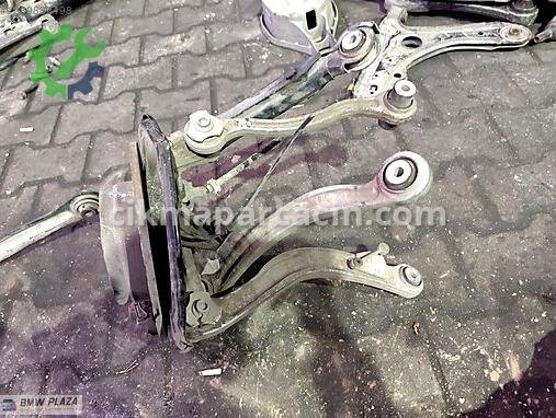 Mercedes-Benz C Arka Taşıyıcı çıkma parça