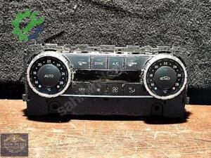 MERCEDES BENZ W204 KLİMA KONTROL PANELİ