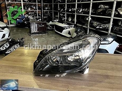 Mercedes-Benz B Sol Ön Far çıkma parça