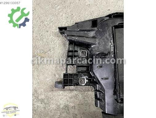 Mercedes-Benz C200 Ön Panjur çıkma parça