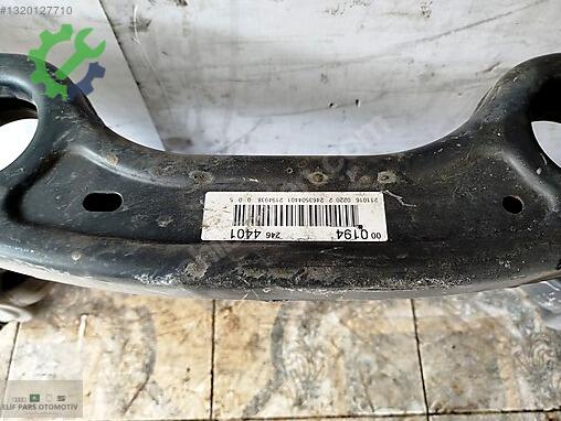 Mercedes-Benz CLA Arka Travers CLA180 çıkma parça
