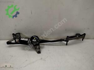 MERCEDES CLA180 ÖN SİLECEK MOTORU A176 906 18 00