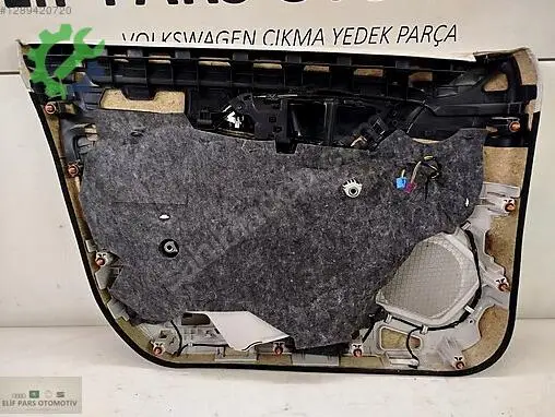 Mercedes-Benz CLA Kapı Döşemesi CLA180 çıkma parça